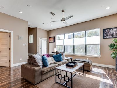 4415 Munger Ave #2B, Dallas, TX, 75204