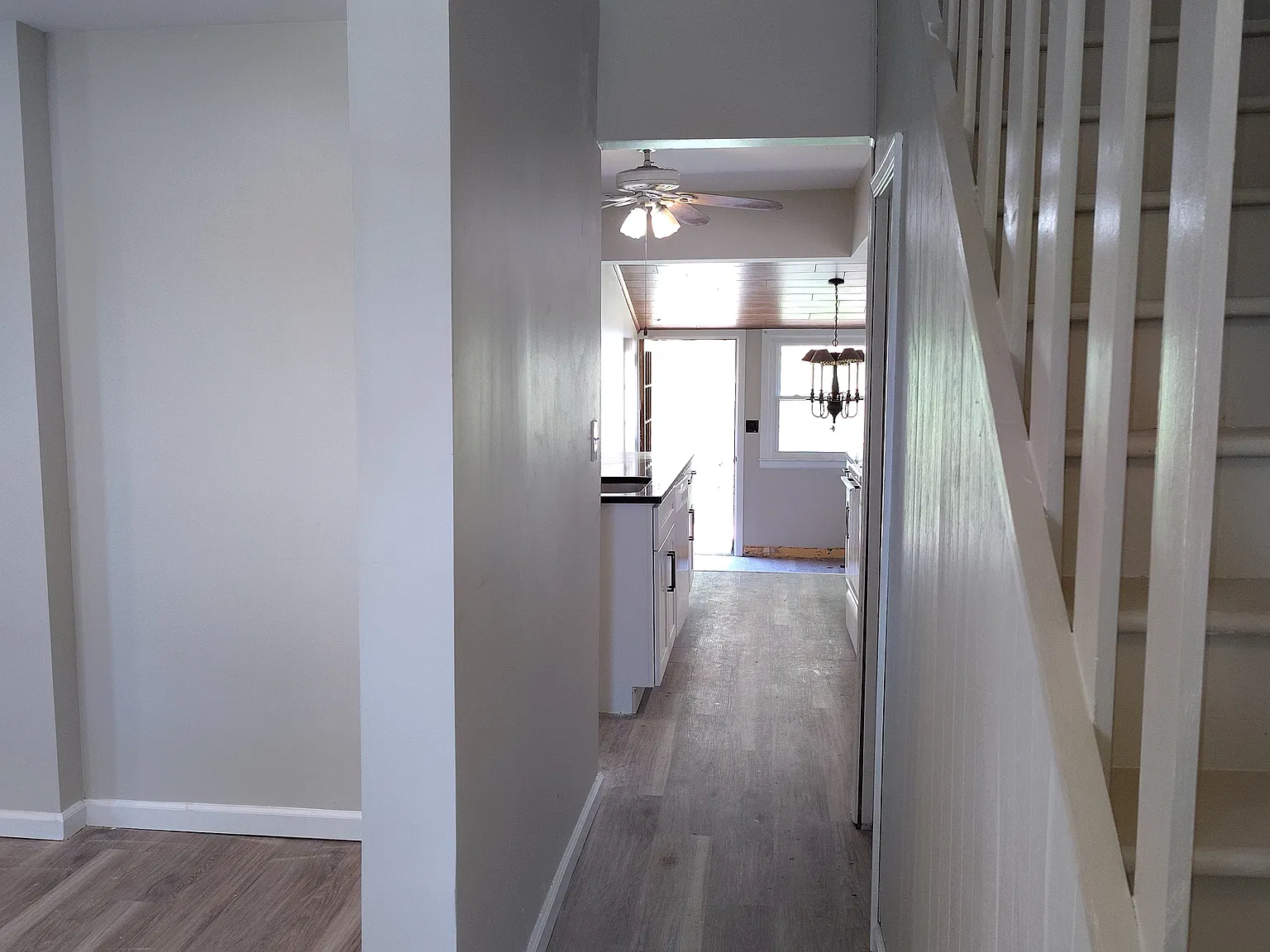 2 bed, 1631 sqft, $1,700 — Photo 4