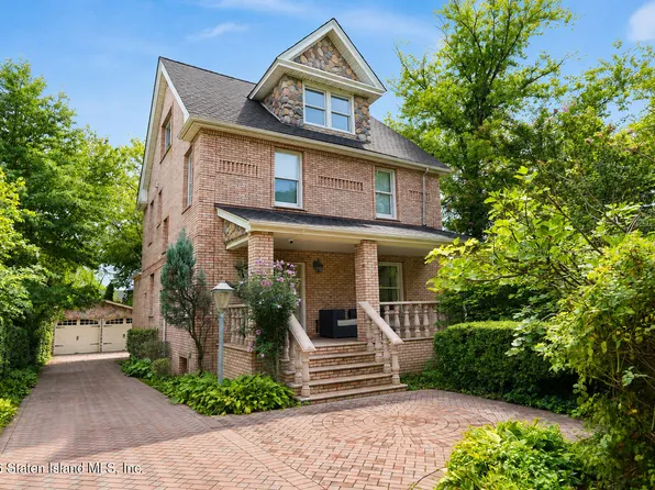 4490 Hylan Blvd, Staten Island, NY 10312