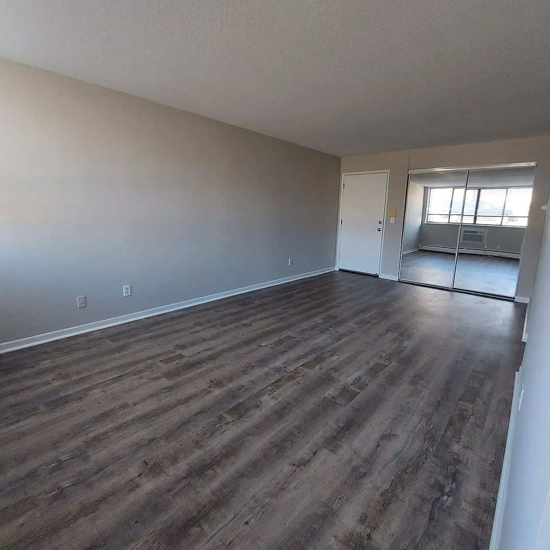 St. Anthony Park Apartments — Photo 3