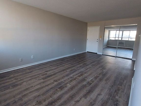 3rd image of 1365 Eustis St #65-01