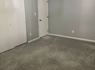 14 Lafayette Dr, Clementon, NJ 08021