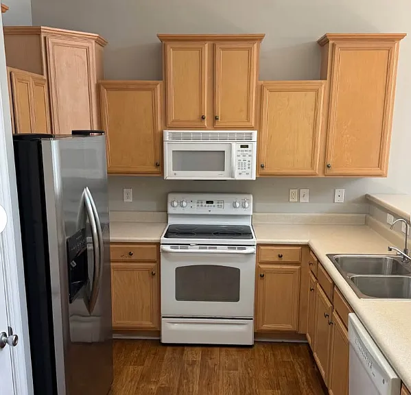 5006 Carleton Dr #0 — Photo 5