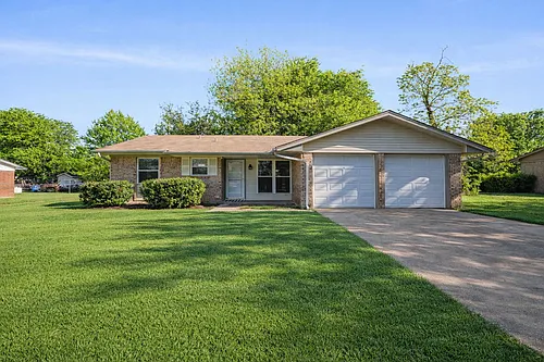 111 Sandy Ln Photo 1