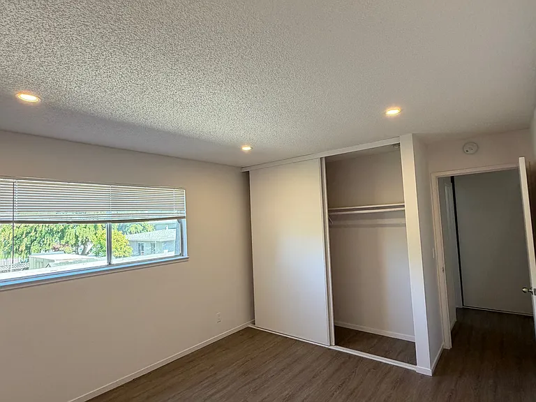 1300 Olive Ave — Photo 4