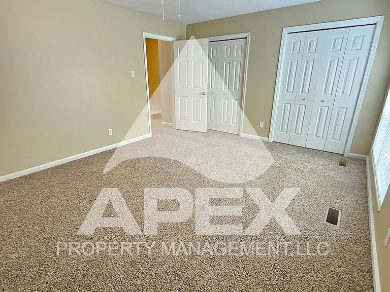 9024 Countryside Ln — Photo 16