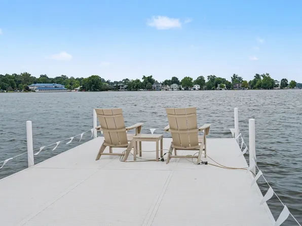 2316 E Winona Ave, Winona Lake, IN 46590