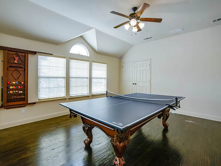 13083 Montfair Blvd — Photo 13