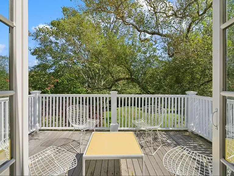 Sagaponack Rd — Photo 45