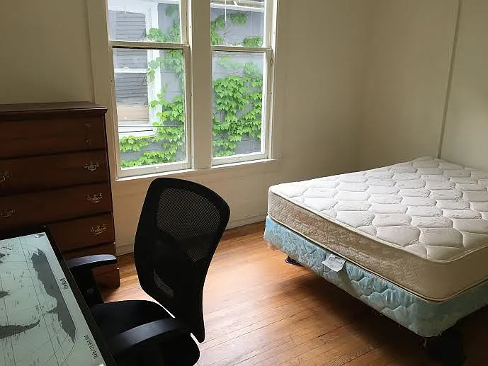 210 Williams St #2 — Photo 4