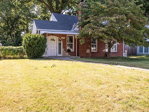 3rd image of 7234 Highland Ave
