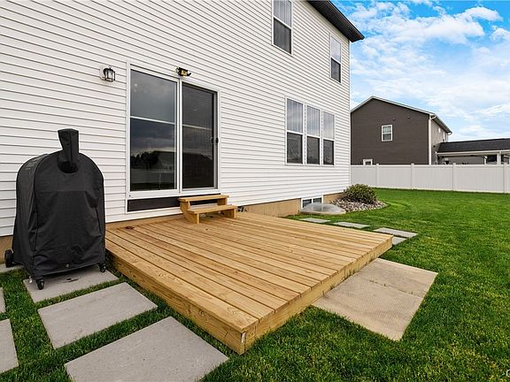 3rd image of 4714 Weller Hall Pl