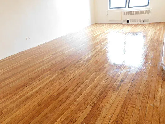 Rented by City Prime Commercial Realty  | media 13