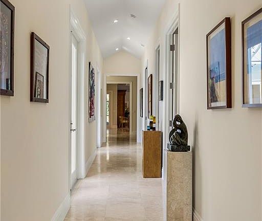 3rd image of 225 Estuary Dr