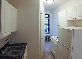 Rented by Roselyn  Fortuna LLC