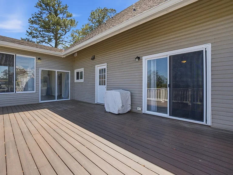 20B Freeman Dr — Photo 38