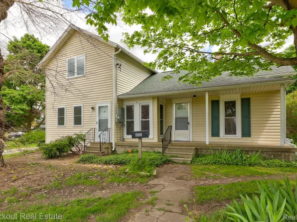 812 N Mill St, Clio, MI 48420
