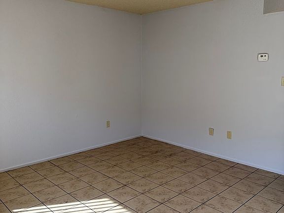 3rd image of 2710 McCulloch Blvd N APT 4