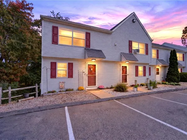 20 Apache Dr #F, Westerly, RI 02891