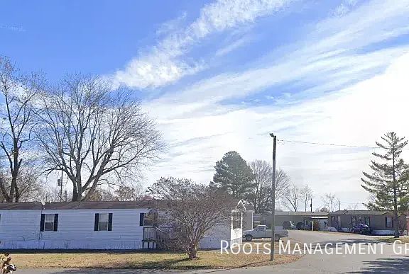 4th image of 167 Riviera Courts Dr #167