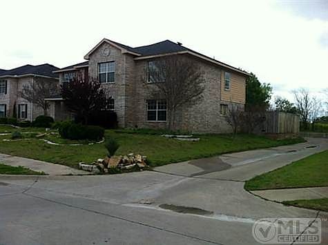 2nd image of 1804 Cedar Trl