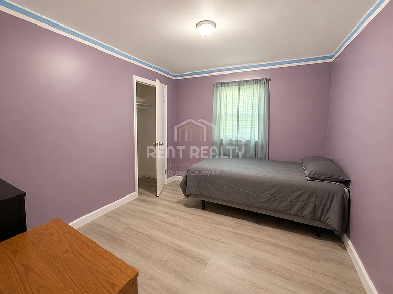 562 High St — Photo 9