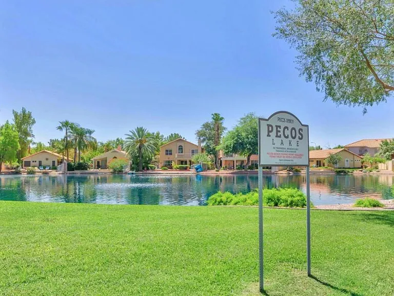 1363 W Spruce Dr — Photo 12