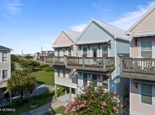 403 Mandalay Ct #B, Surf City, NC 28445
