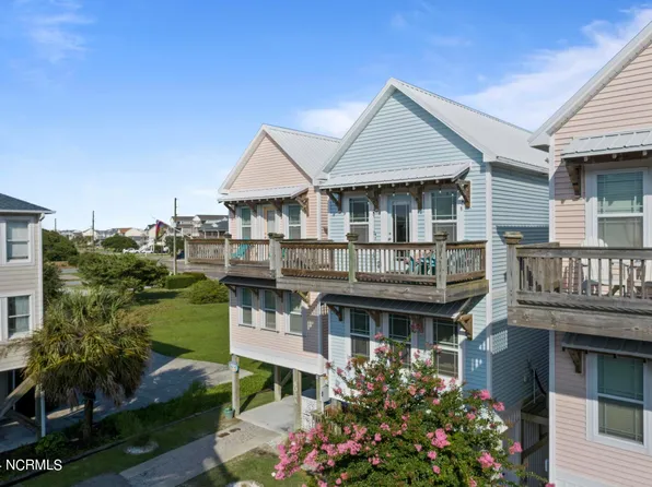 403 Mandalay Court #B, Surf City, NC 28445