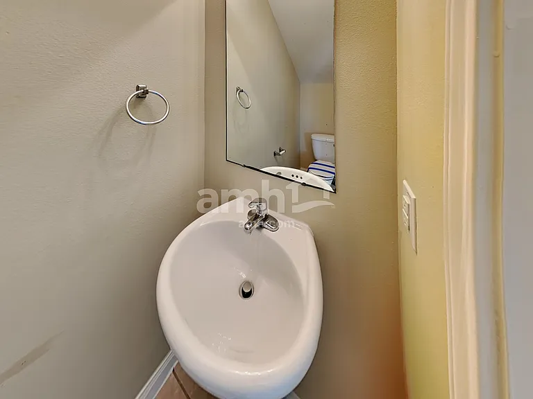 9415 White Diamond Ln — Photo 7