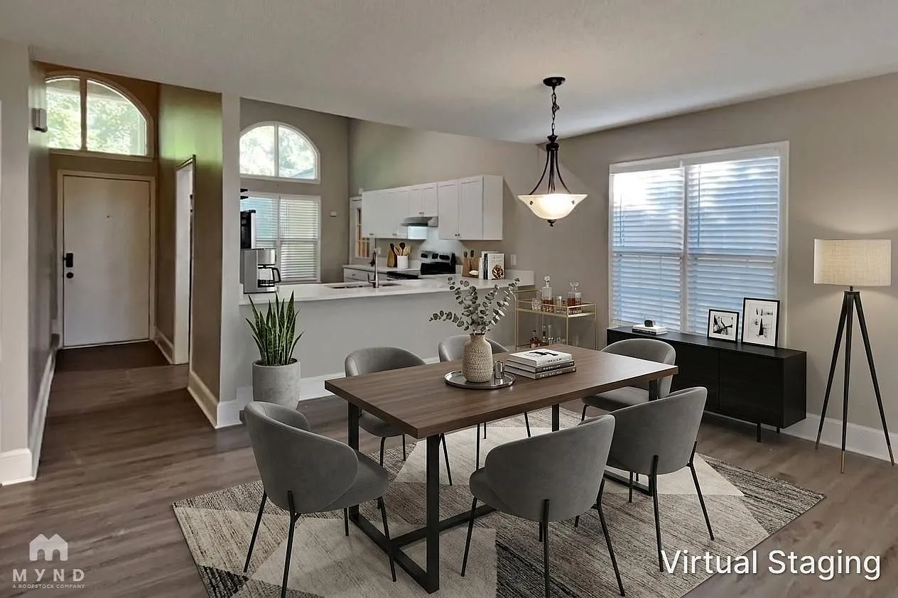3 bed, 3.0 bath, 1962 sqft, $2,035 — Photo 3