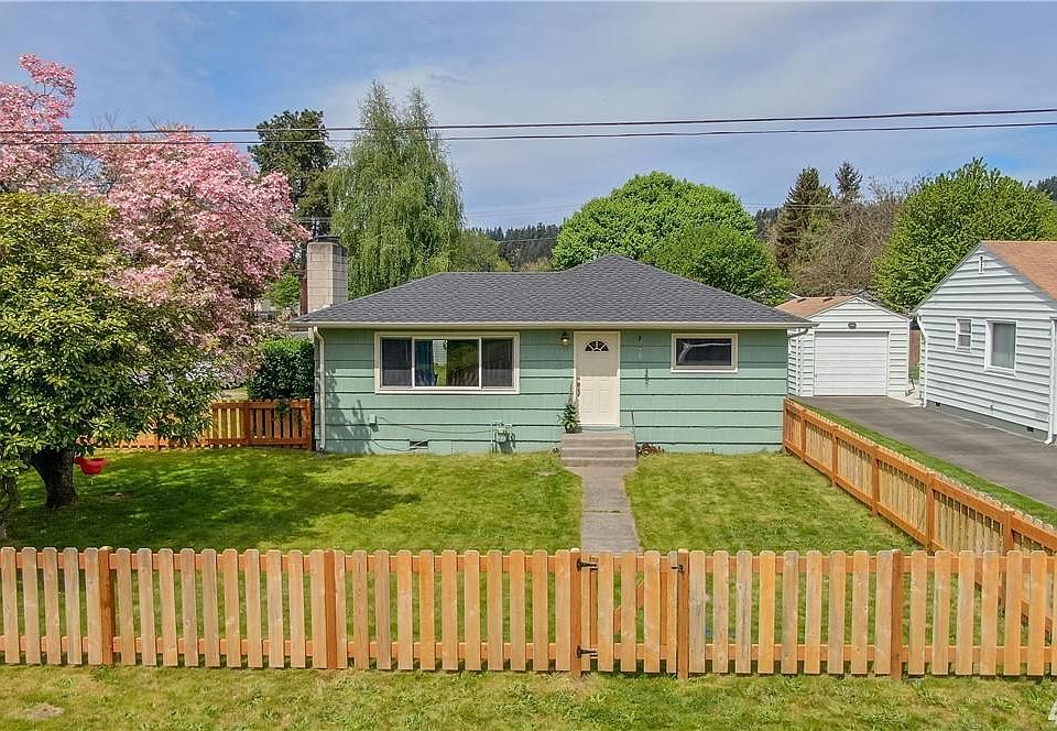 1st image of 10905 57th St E