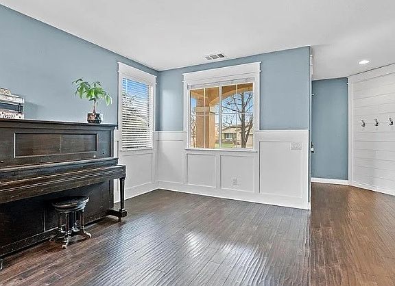 3rd image of 38119 Floricita St