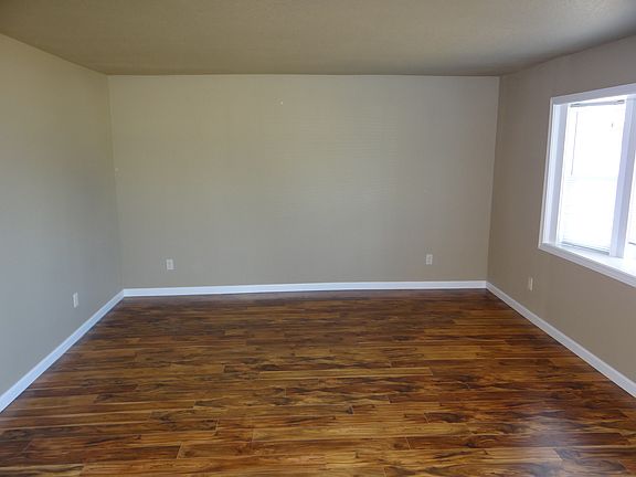3rd image of 10908 NW 3rd Ct