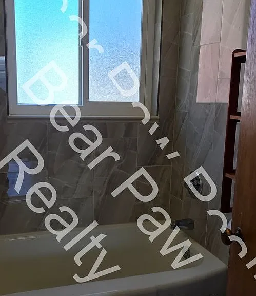 1535 Hot Springs Ave — Photo 8