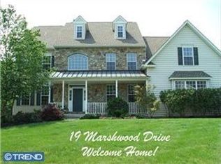 19 Marshwood Dr, Collegeville, PA 19426