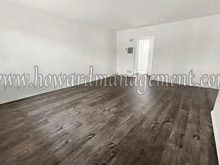 3645 Vinton — Photo 1