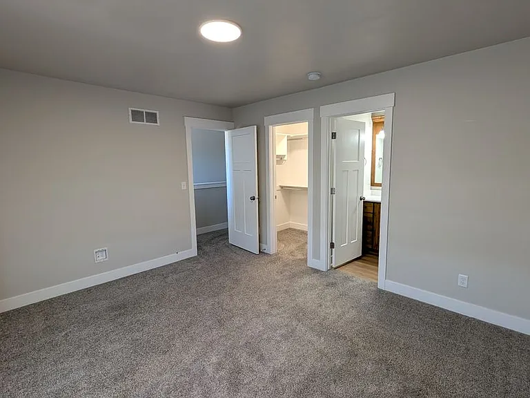 109 Hillcrest Ave — Photo 16