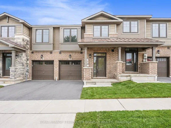 28 Birmingham Dr, Cambridge, ON N1R 0C7