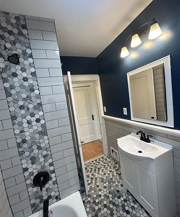 4105 Utah St