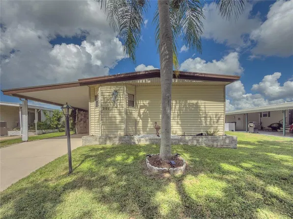 808 53RD AVENUE E #301, BRADENTON, FL 34203