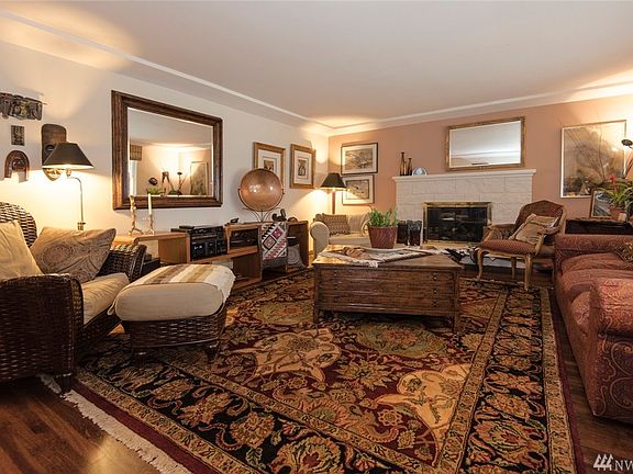 2nd image of 20243 Densmore Ave N
