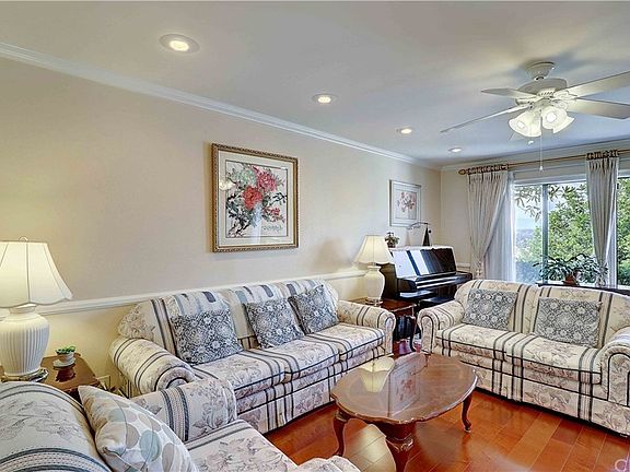 5th image of 20526 Lake Canyon Dr