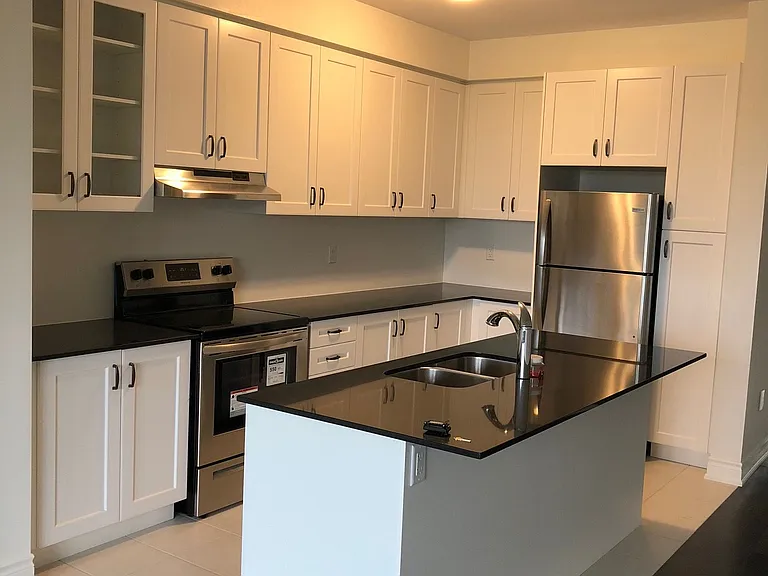 45 Brushwood Dr — Photo 3