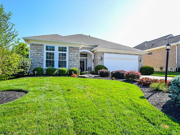 2nd image of 662 Carrick Dr