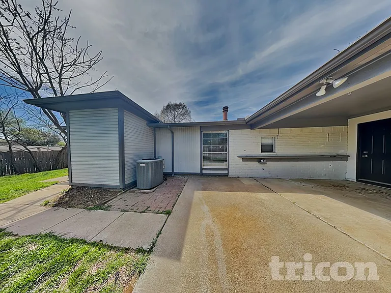 5005 Coronet Ct — Photo 31