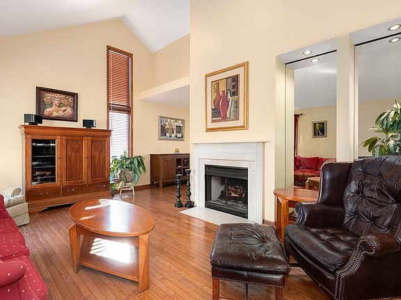 4th image of 4137 Dorchester Ave