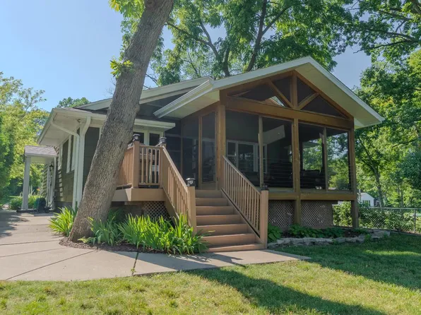 2712 Nagawicka AVENUE, Delafield, WI 53018
