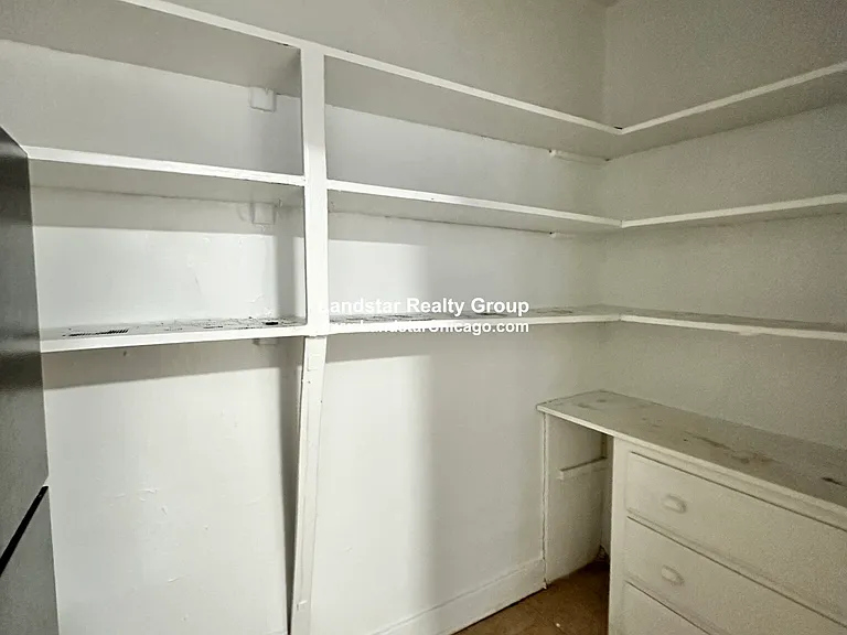 6304 N Oakley Ave #1 — Photo 10