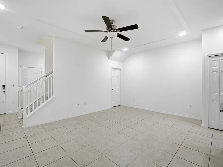 34186 Cinder Way — Photo 7